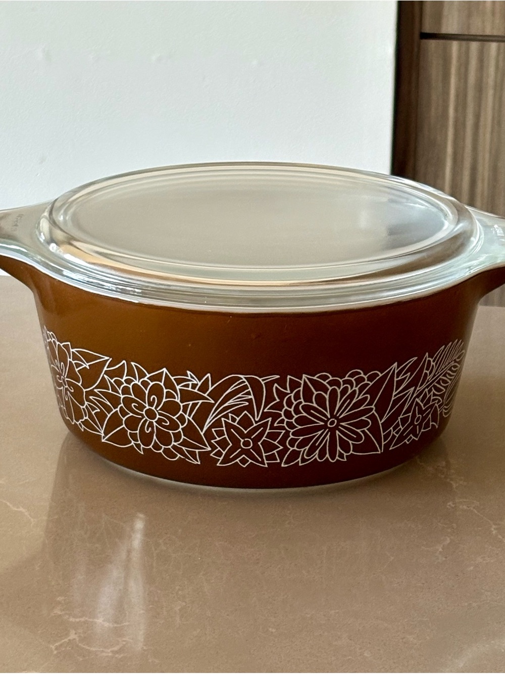 Vintage Pyrex Woodland 475-B Casserole with Clear Lid